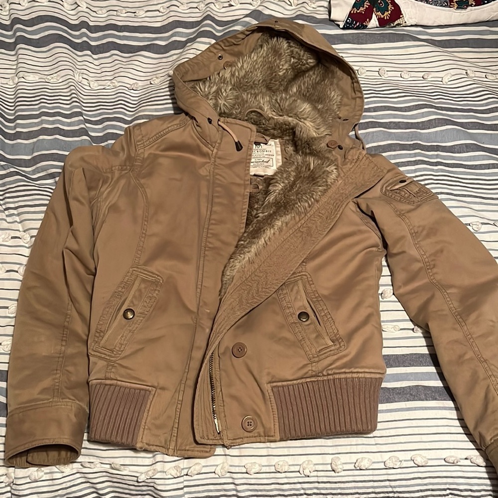 American eagle fur-lined winter jacket size M